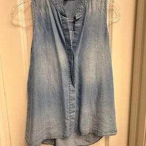 Cloth & Stone Light Blue Sleeveless Blouse